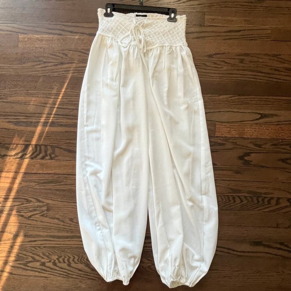 White Genie Harem Pants - Never Worn Size M